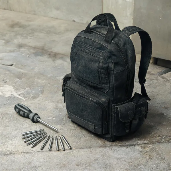 Field service screwdriver and bit set